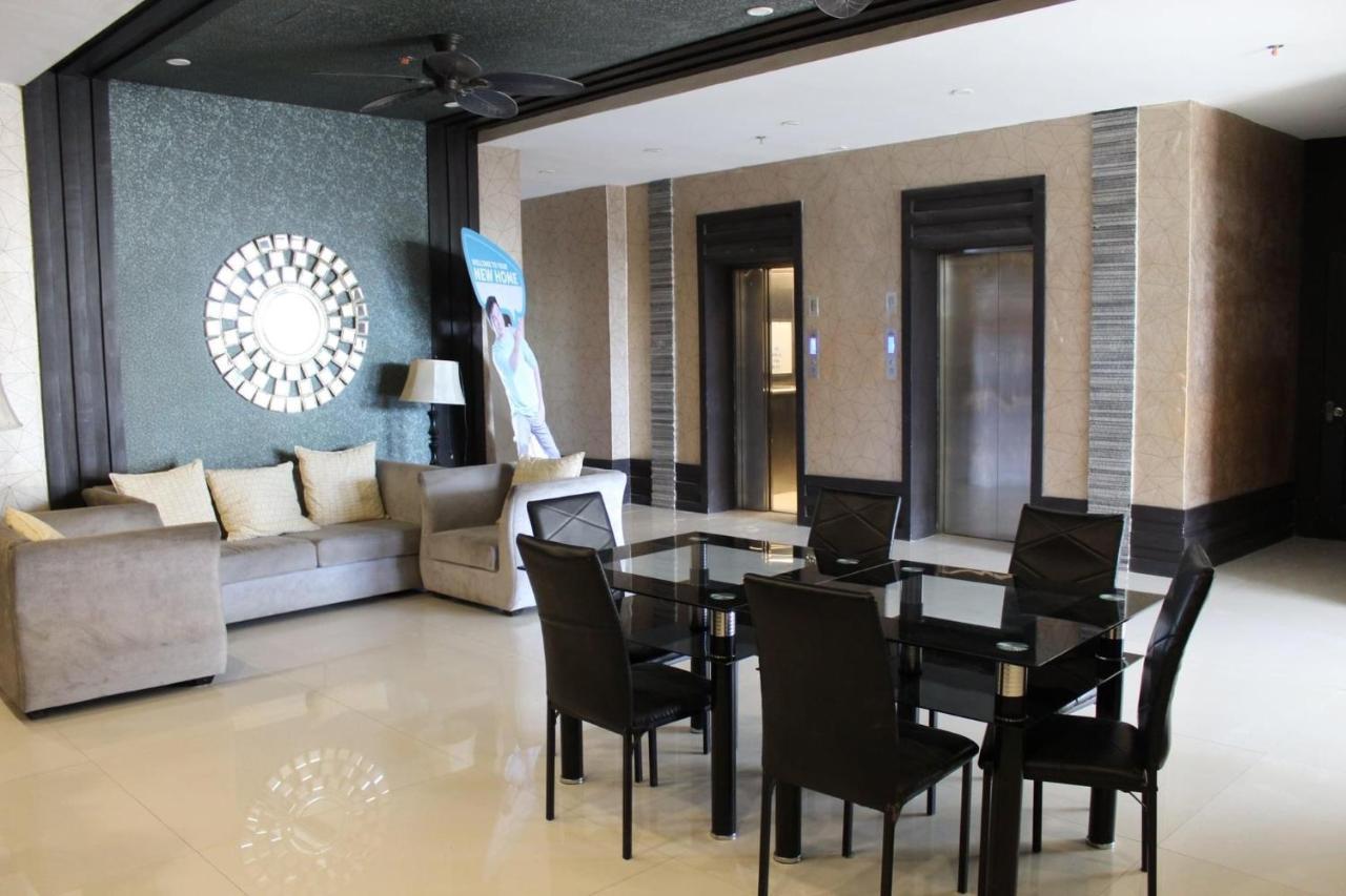 Luxanos Condo Place- San Marino Cebú Exterior foto